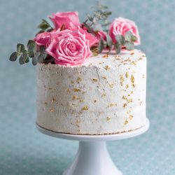 wedding-cake-with-deco-on-plate-1.jpg wedding-cake-with-deco-on-plate-1.jpg